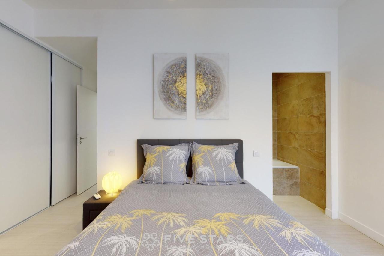Grand Suite Promenade Five Stars Holiday House Ница Екстериор снимка