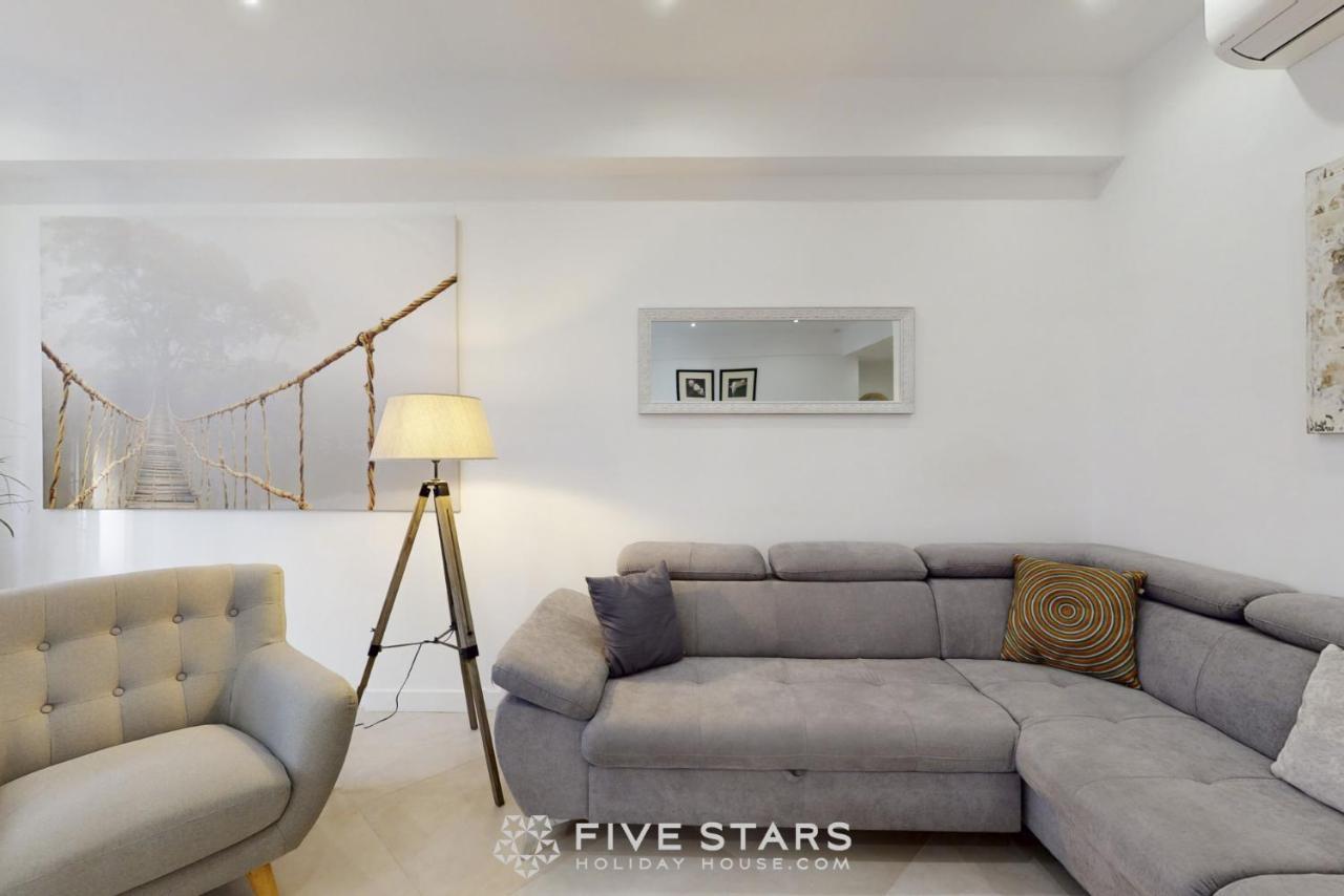 Grand Suite Promenade Five Stars Holiday House Ница Екстериор снимка